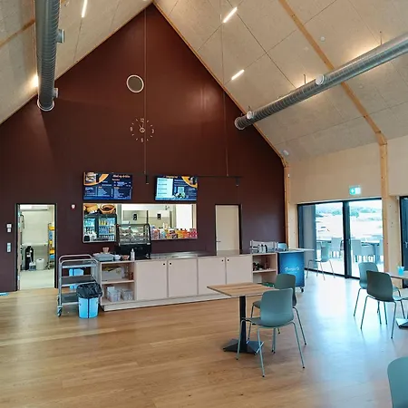 Falster キャンプ場 *