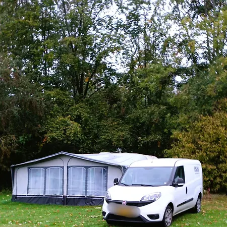 مكان تخييم Falster City Camping